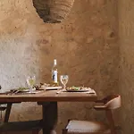 Ploes Luxury בית נופש Pesádha