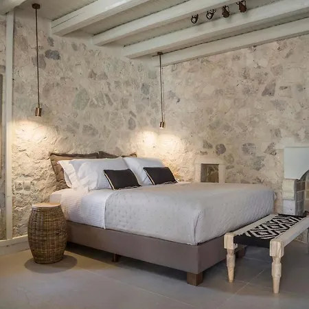 Ploes Luxury