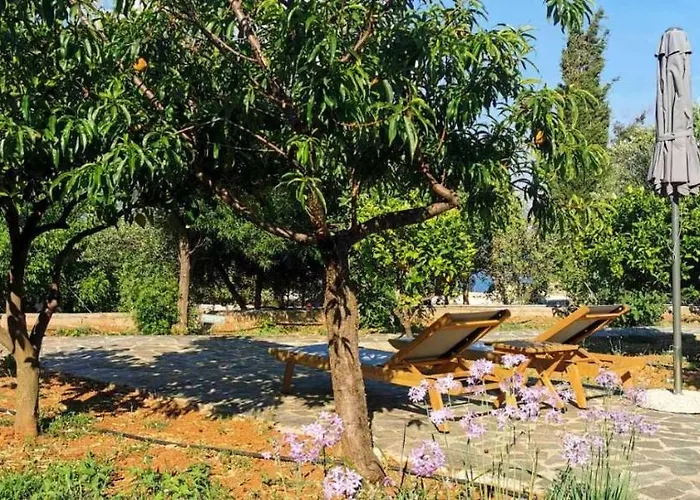 Ploes Luxury Pesádha